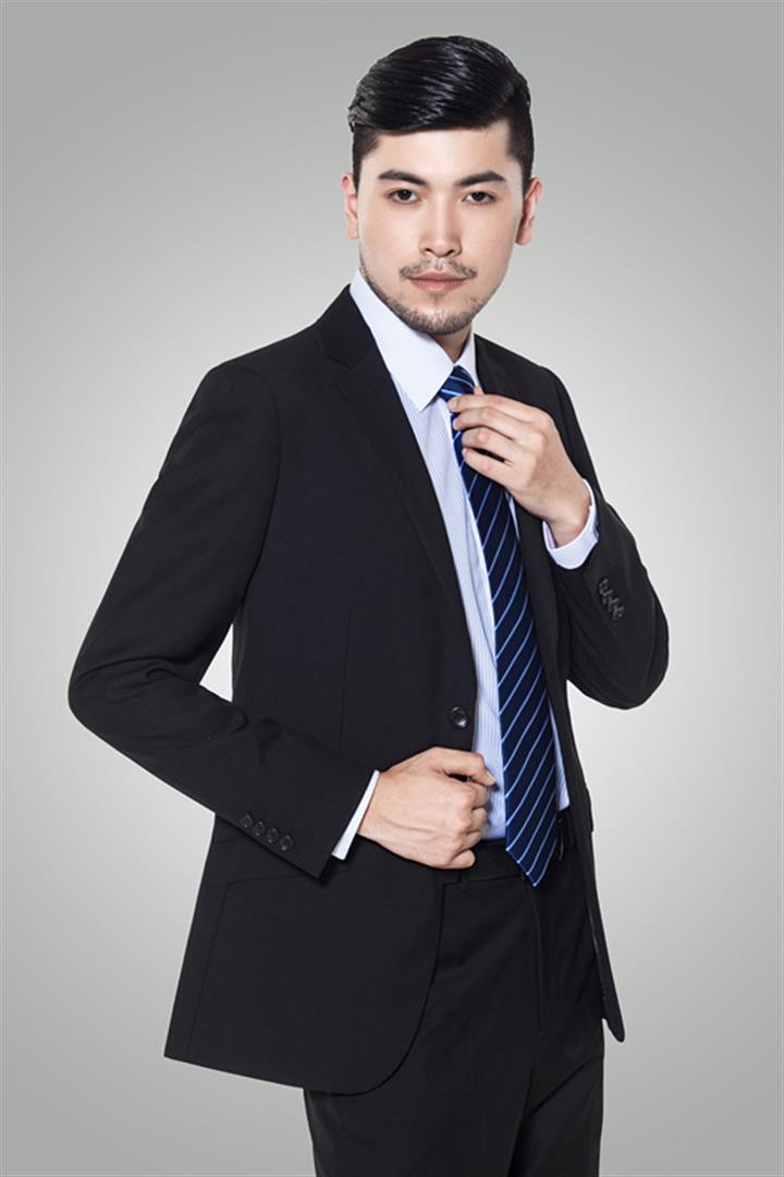 黄启仲剧本与叙事策划总监